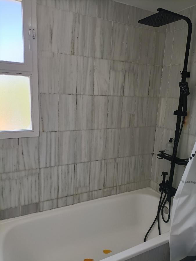 Suites Center Recinto Ferial Fuengirola Esterno foto