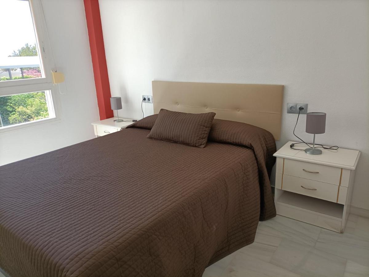 Suites Center Recinto Ferial Fuengirola Esterno foto