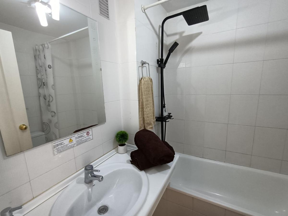 Suites Center Recinto Ferial Fuengirola Esterno foto